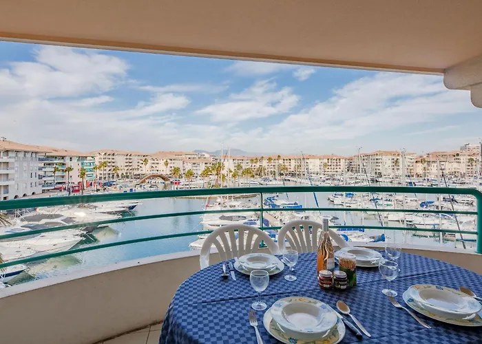 Apartment Le Borghese By Interhome